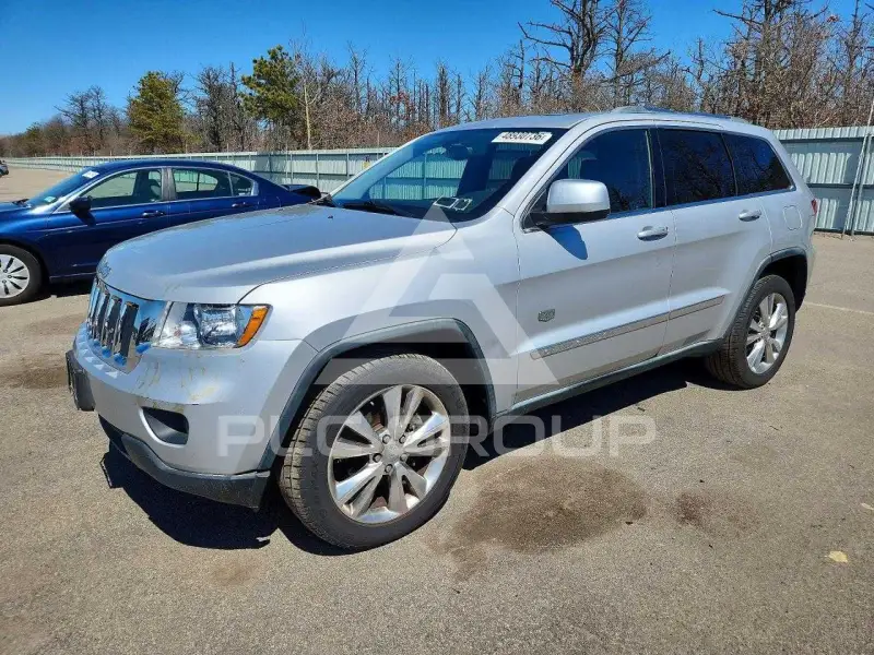 2011 Jeep CHEROKEE фото