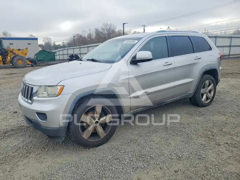 2011 Jeep CHEROKEE фото