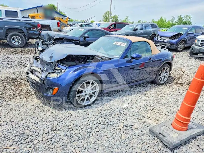 2011 Mazda MX-5 фото