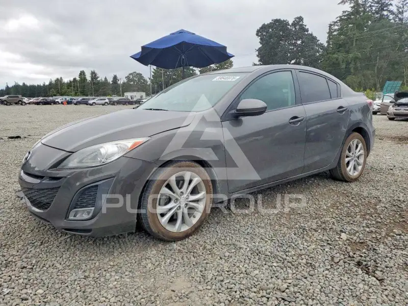 2011 Mazda 3 photo