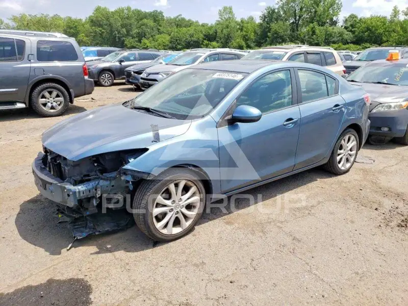 2011 Mazda 3 photo