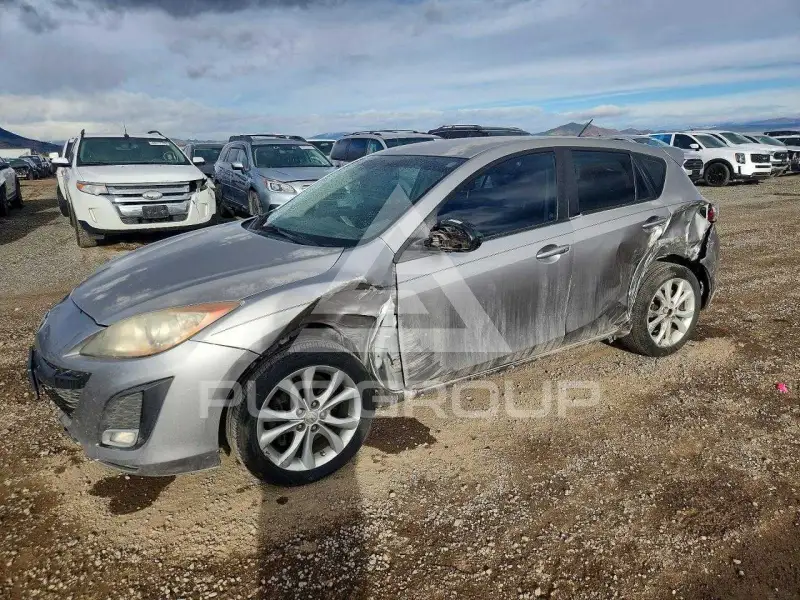 2011 Mazda 3 photo