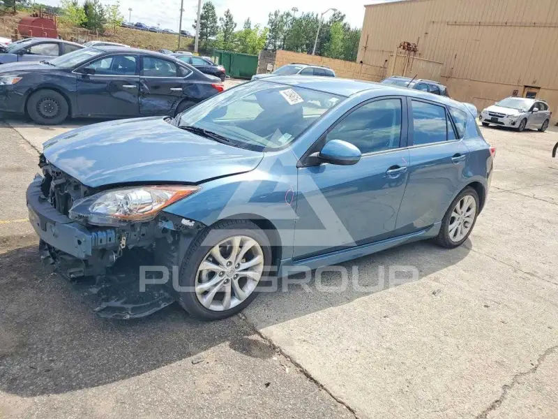 2011 Mazda 3 photo