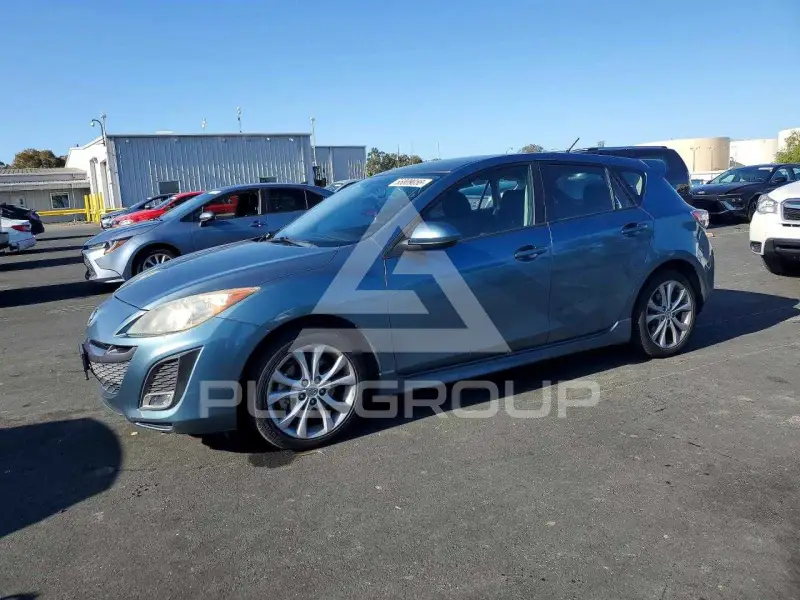 2011 Mazda 3 photo