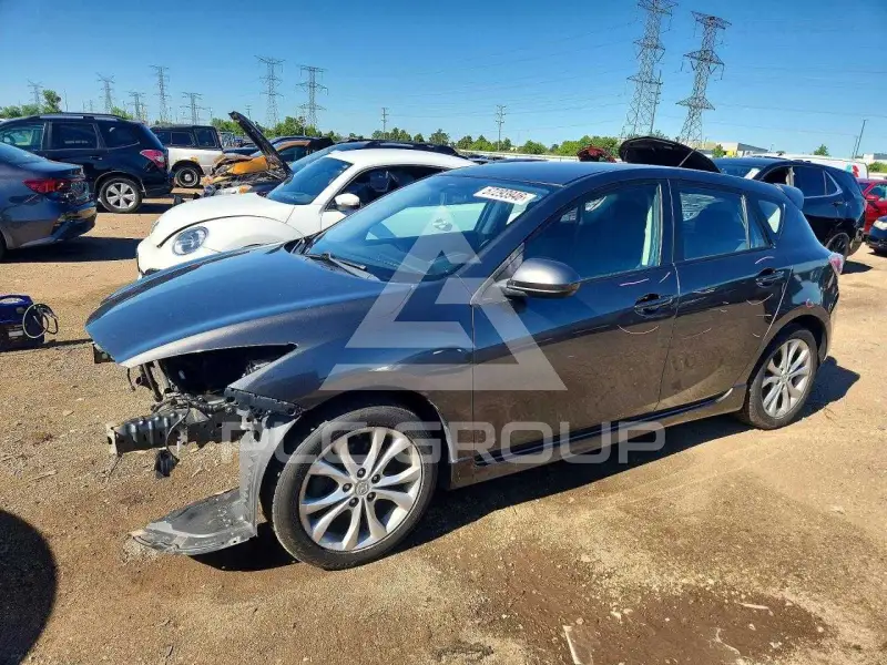 2011 Mazda 3 photo