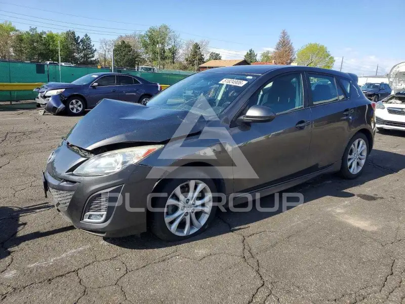 2011 Mazda 3 photo