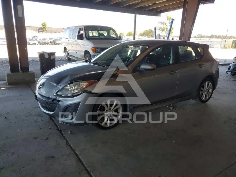 2011 Mazda 3 photo