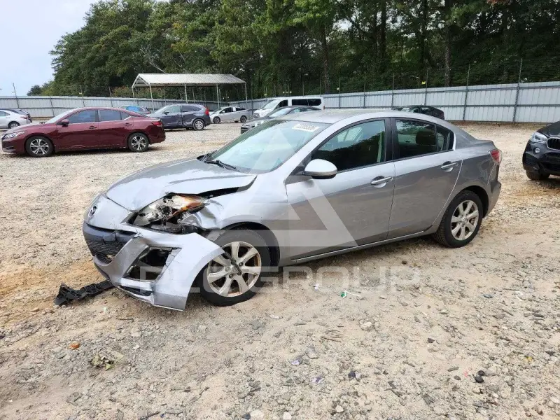 2011 Mazda 3 photo