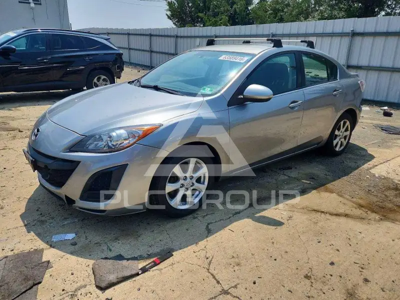 2011 Mazda 3 фото