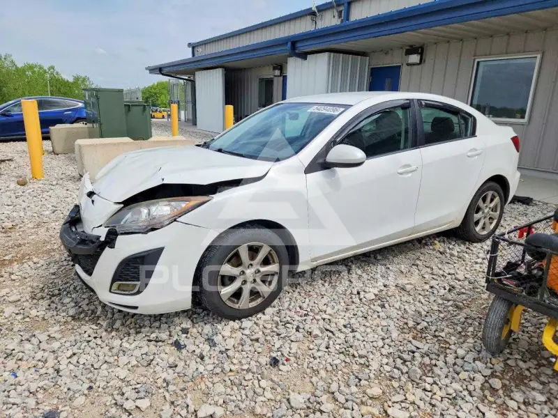 2011 Mazda 3 фото