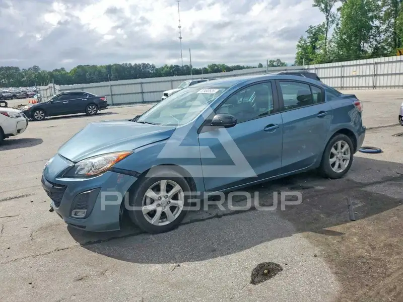 2011 Mazda 3 photo