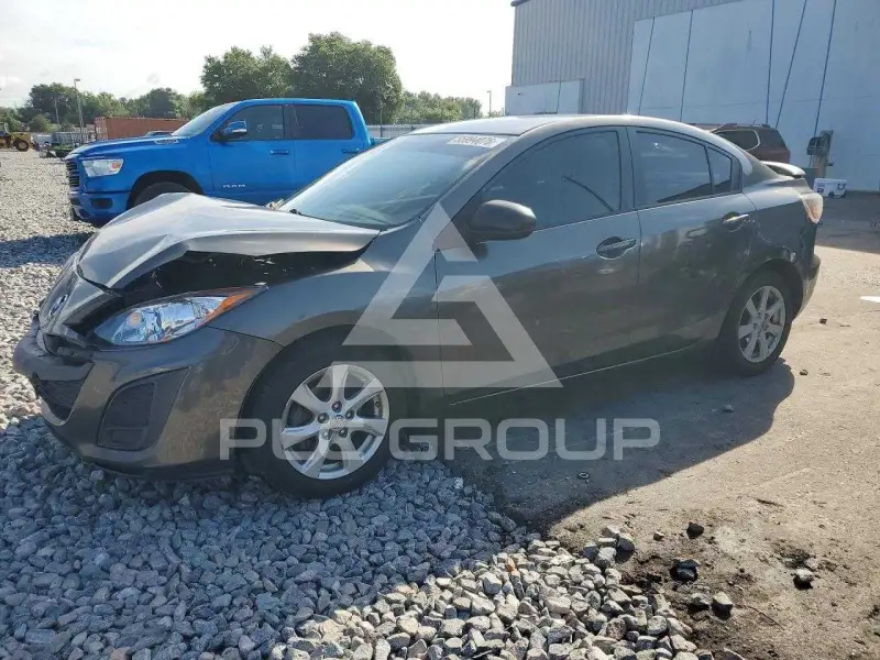2011 Mazda 3 photo