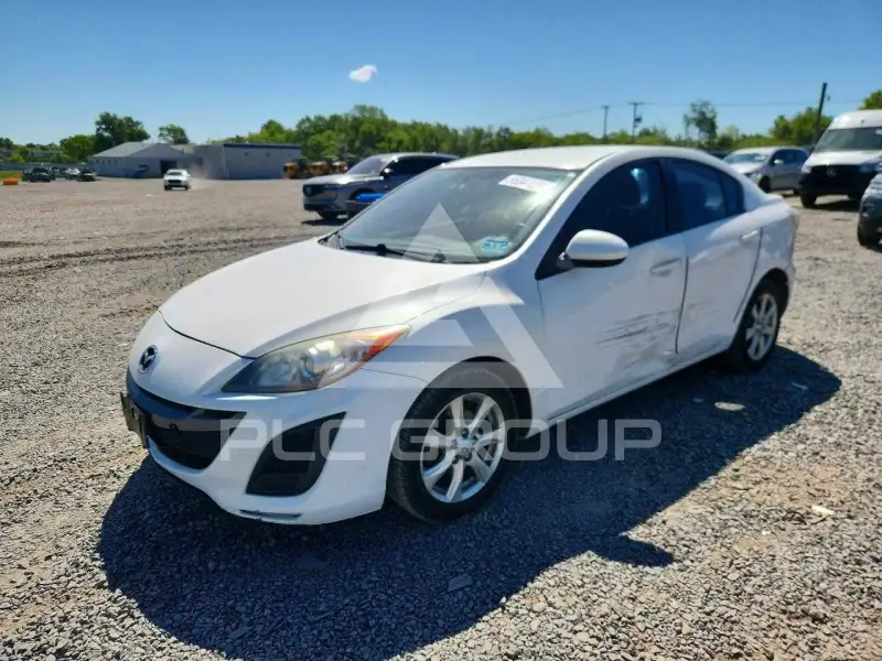 2011 Mazda 3 photo