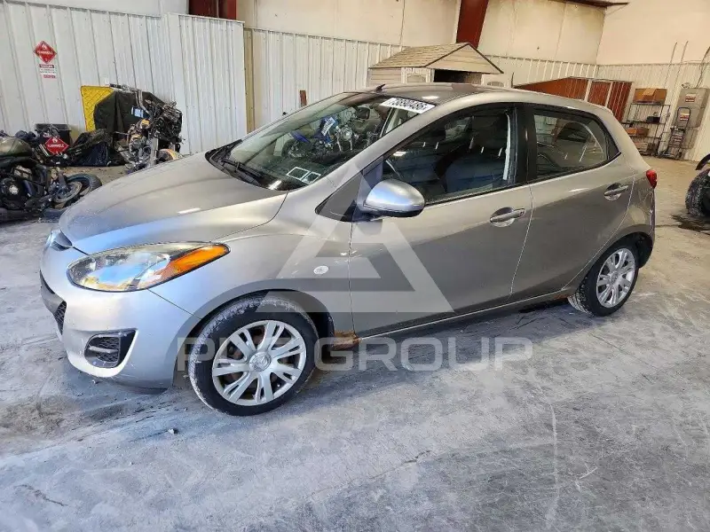 2011 Mazda 2 (Demio) photo
