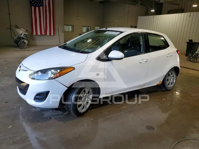 2011 Mazda 2 (Demio) фото