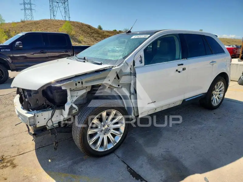 2011 Lincoln MKX photo
