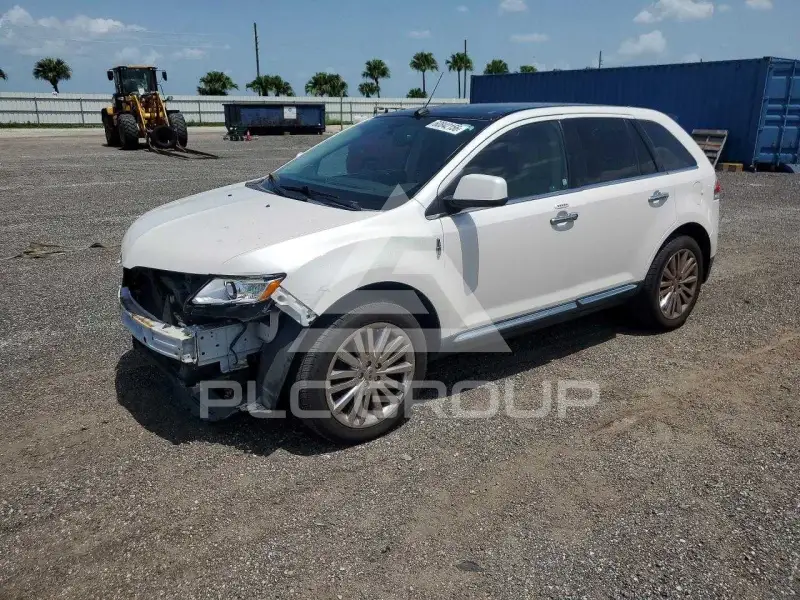 2011 Lincoln MKX photo