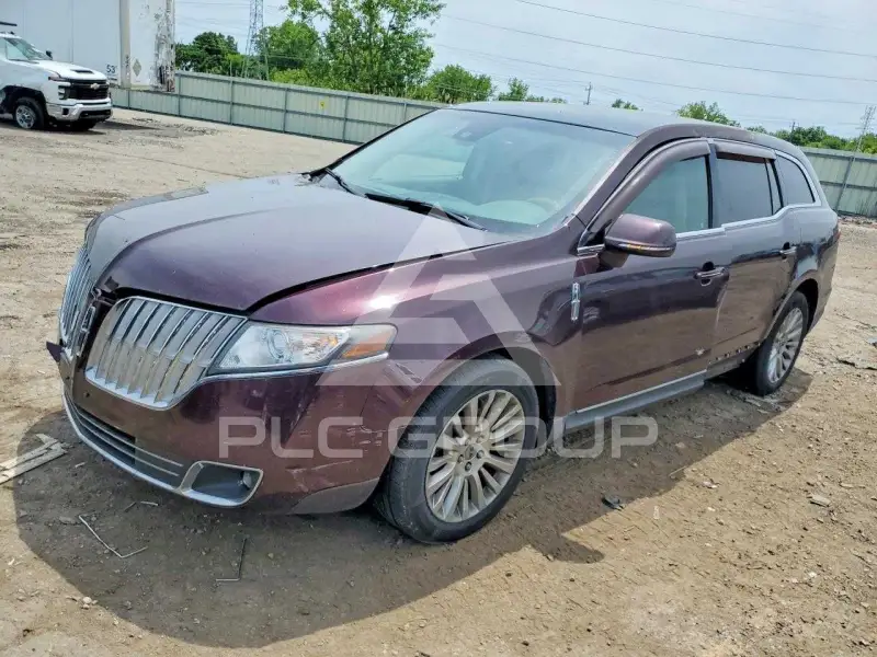 2011 Lincoln MKT фото