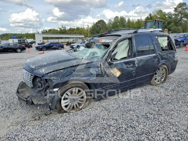 2011 Lincoln NAVIGATOR фото
