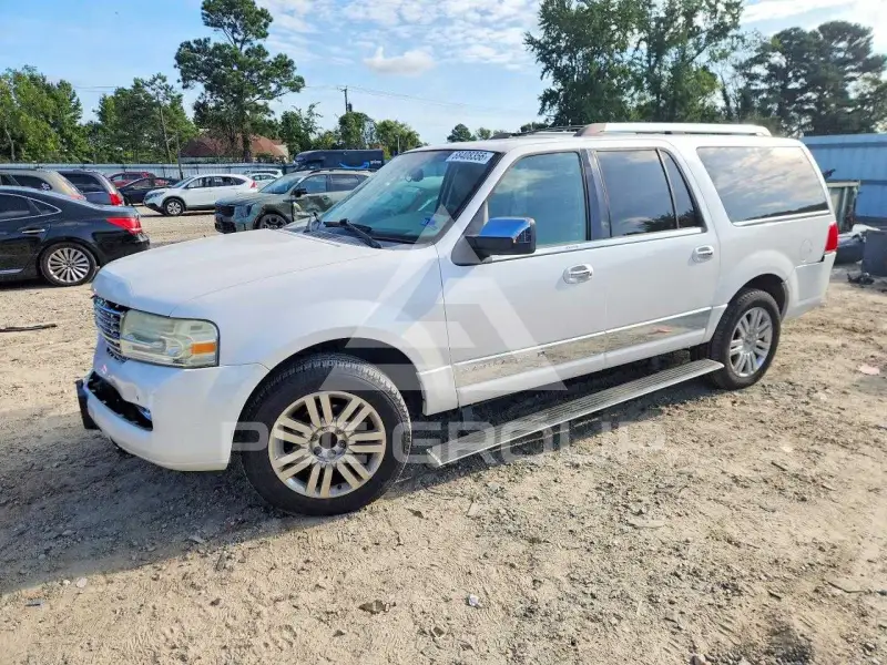 2011 Lincoln NAVIGATOR фото