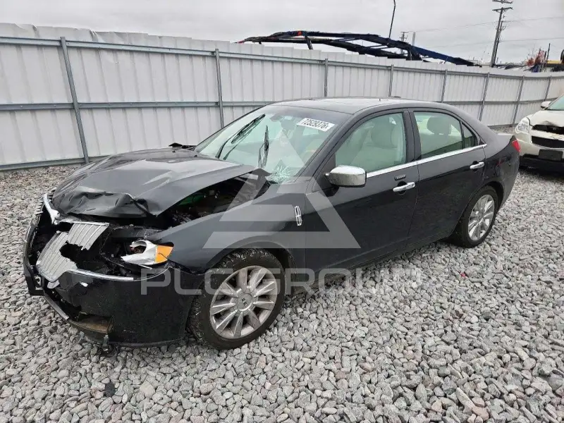 2011 Lincoln MKZ photo