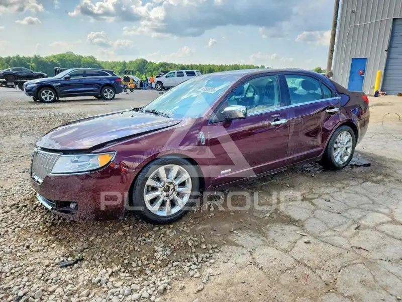 2011 Lincoln MKZ photo