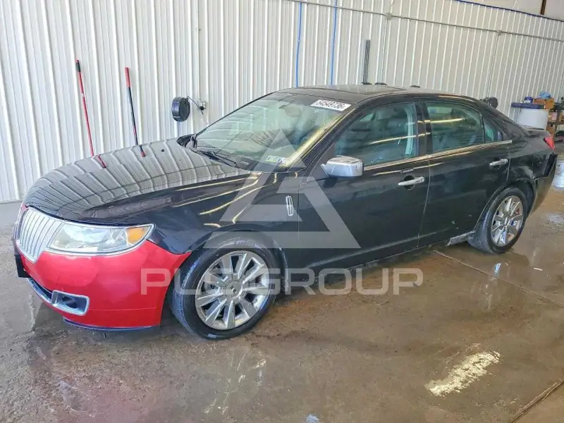 2011 Lincoln MKZ photo