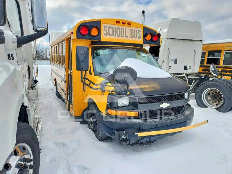 2011 Chevrolet Express фото