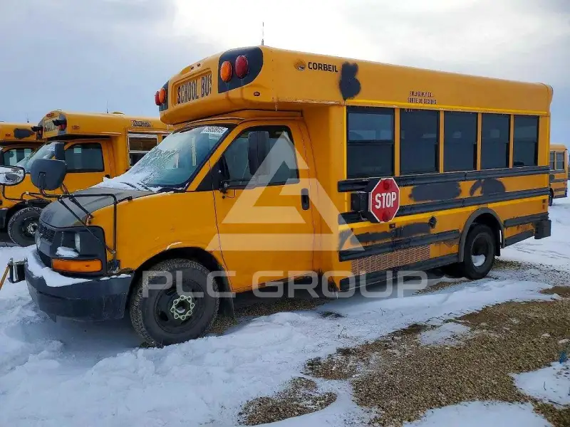 2011 Chevrolet Express photo