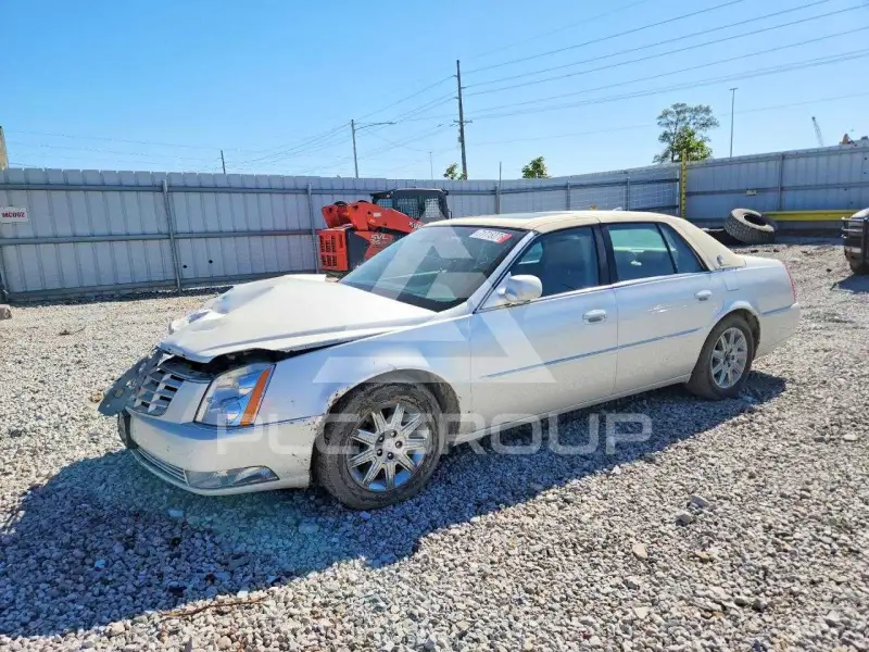 2011 Cadillac DTS фото