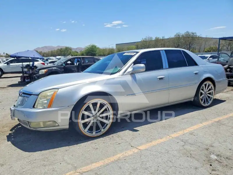 2011 Cadillac DTS фото