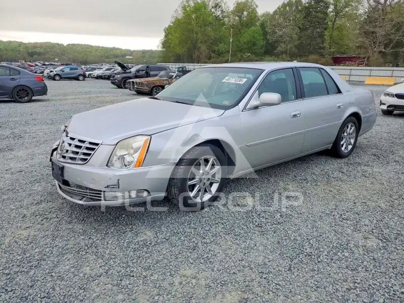 2011 Cadillac DTS фото