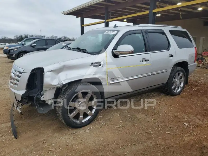 2011 Cadillac ESCALADE фото