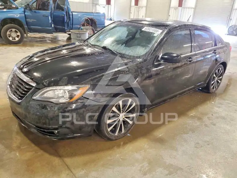 2011 Chrysler 200 photo