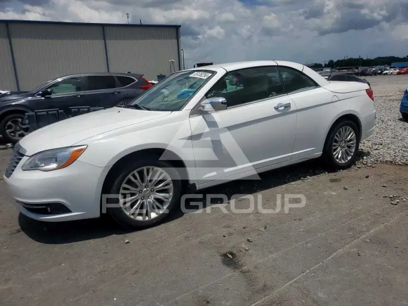 2011 Chrysler 200 фото