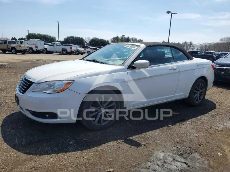 2011 Chrysler 200 photo
