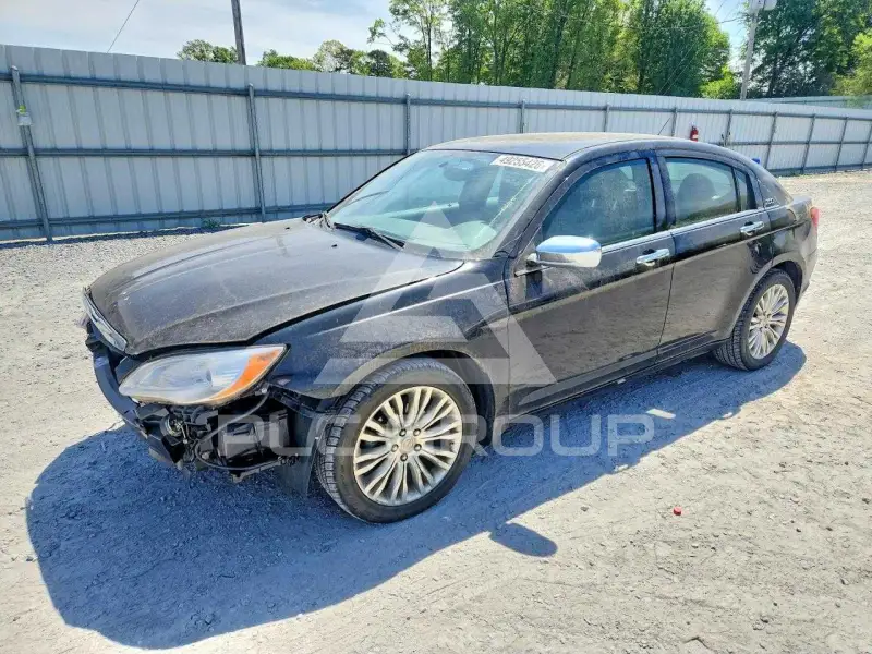 2011 Chrysler 200 photo