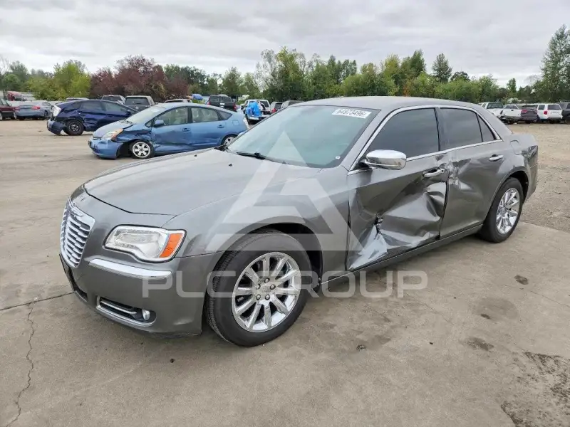 2011 Chrysler 300 фото