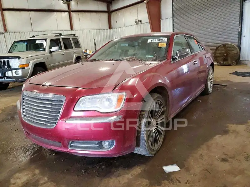 2011 Chrysler 300 фото
