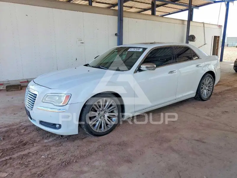 2011 Chrysler 300 photo