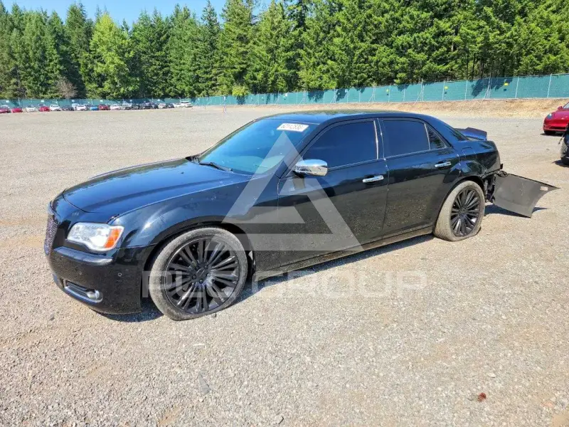 2011 Chrysler 300 photo