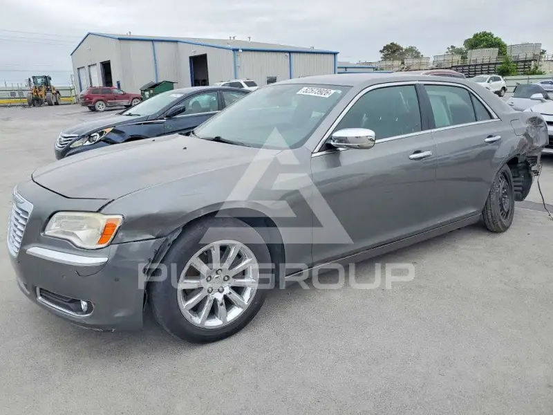 2011 Chrysler 300 фото