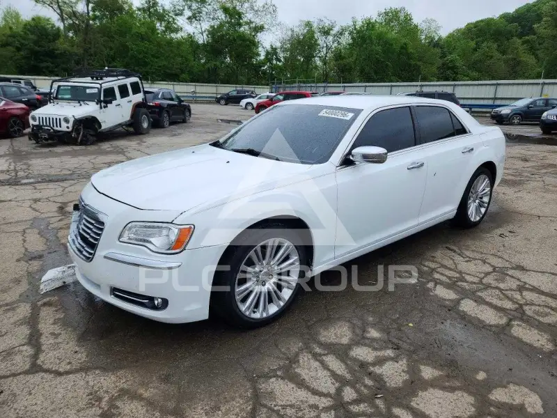2011 Chrysler 300 фото