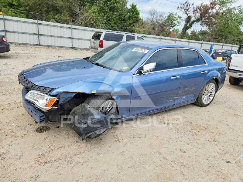 2011 Chrysler 300 фото