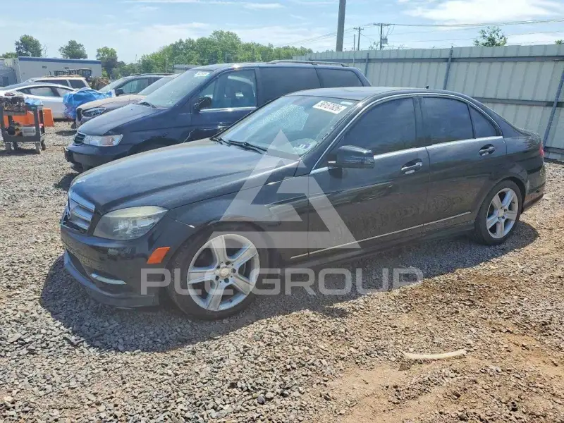 2011 Mercedes Benz C 300 фото