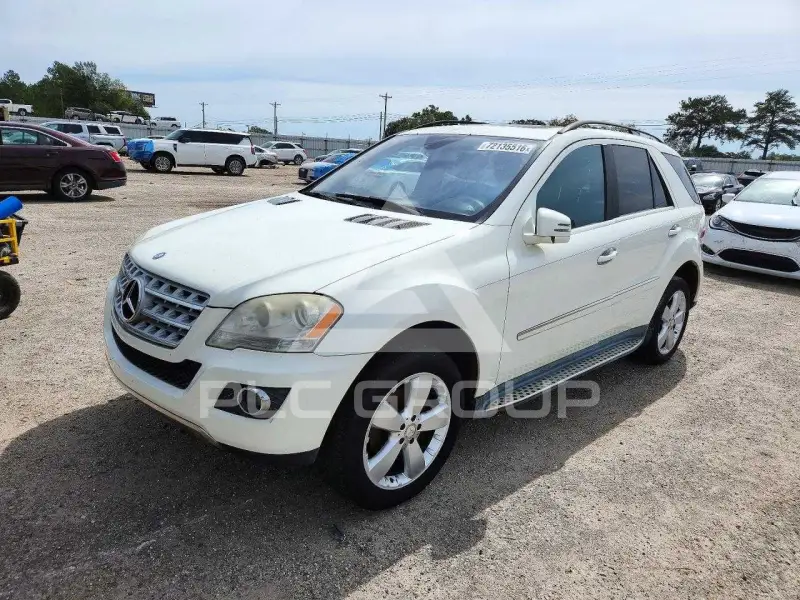 2011 Mercedes Benz ML-Class фото