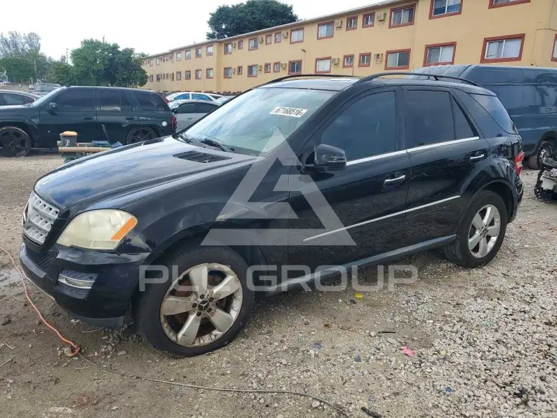 2011 Mercedes Benz ML-Class фото