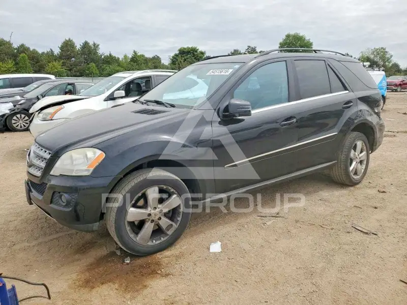 2011 Mercedes Benz ML-Class фото