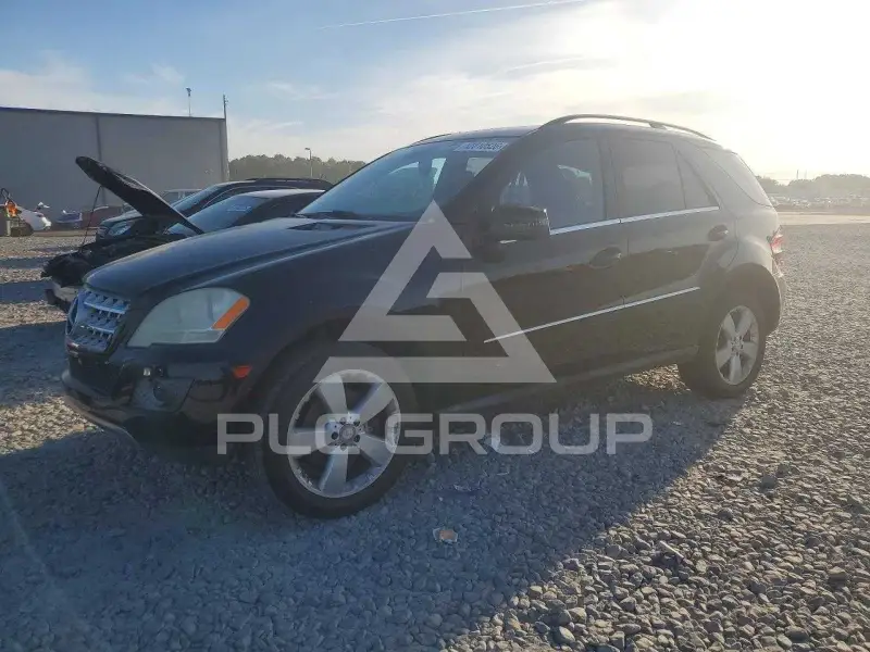 2011 Mercedes Benz ML-Class фото