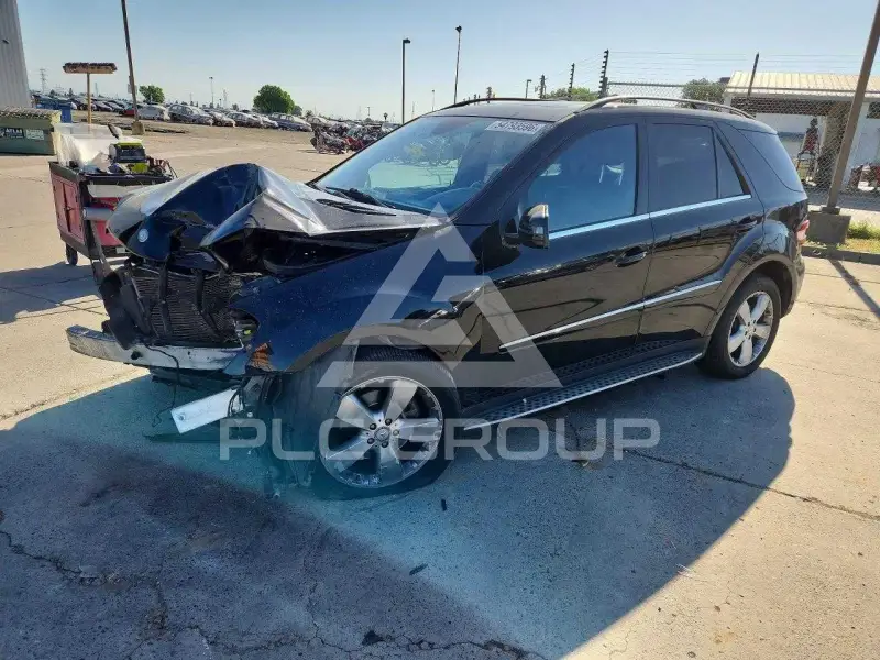 2011 Mercedes Benz ML-Class фото